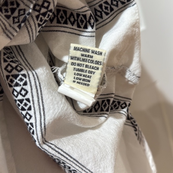 Dylan Clothing Maya Tunic Size L White and Gray Striped Swim Cover-Up - Picture 14 of 14